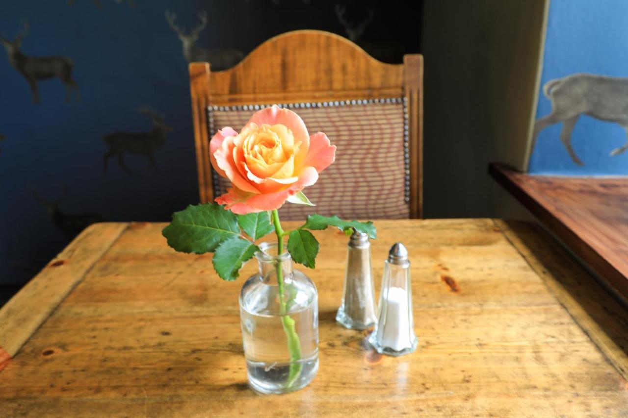 The Blue Bell Inn แคทเทิลเวลล์ ภายนอก รูปภาพ