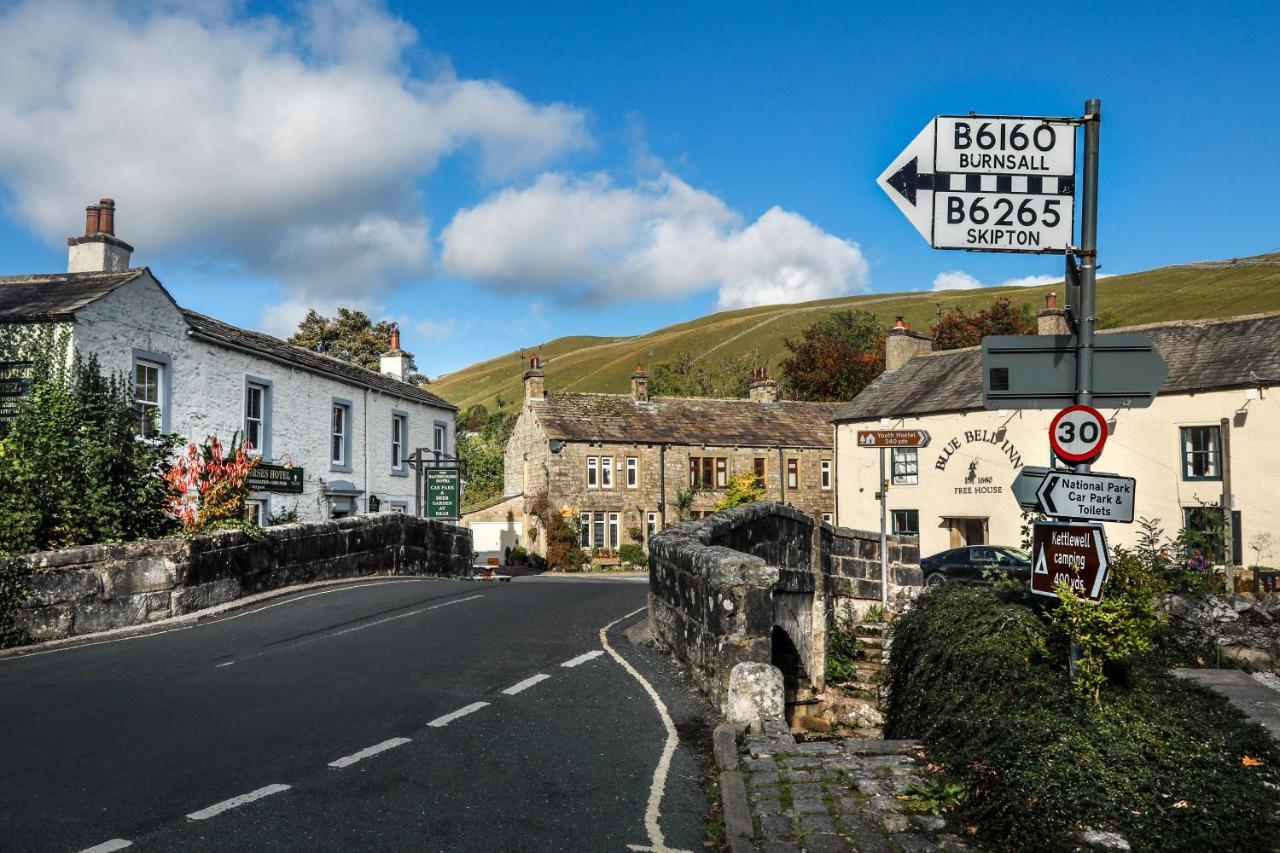 The Blue Bell Inn แคทเทิลเวลล์ ภายนอก รูปภาพ
